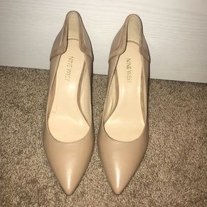 Nine West tan/nude heels